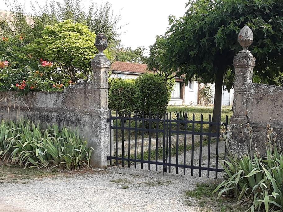 Les Annexes Villa Verdun-sur-le-Doubs Kültér fotó